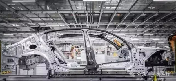 白车身的热成型钢为什么是深色的？